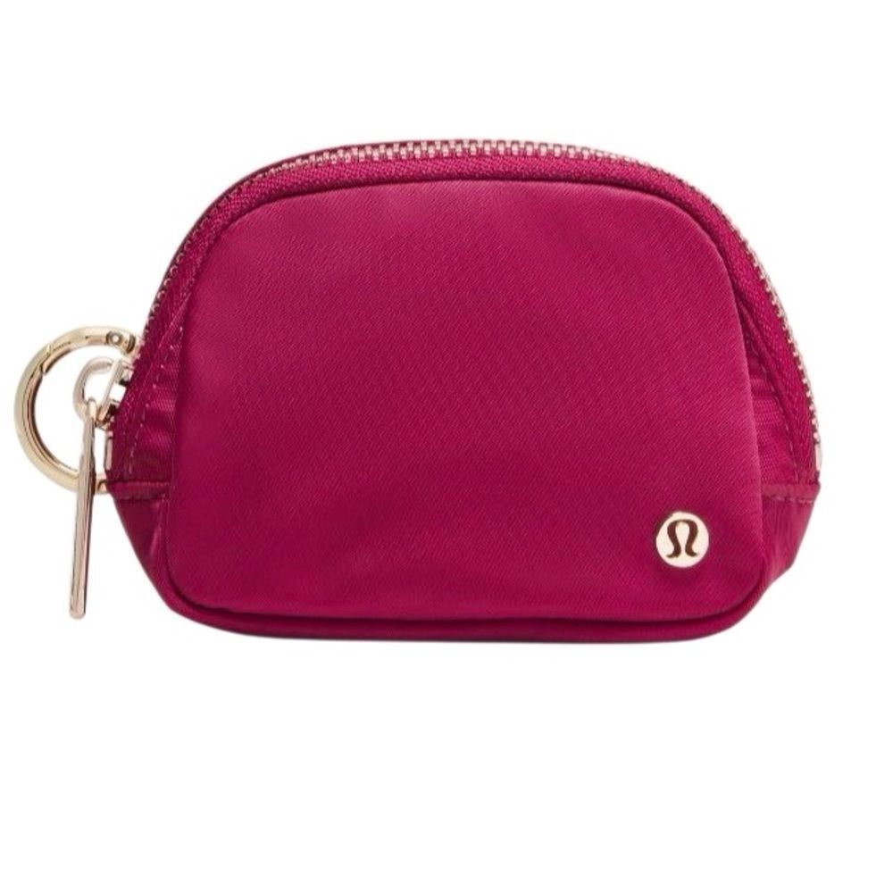 Everywhere Belt Bag Nano Berry Rumble/Gold